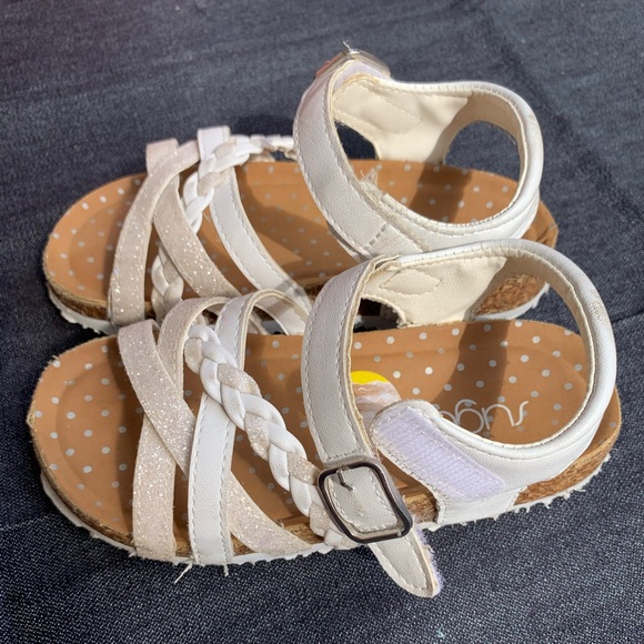Velcro Sandals - Picture 2 of 2